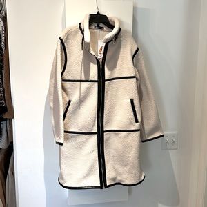 Pretty Garden Size Small Teddy Coat Leather Accents Fleece Sherpa Brand New